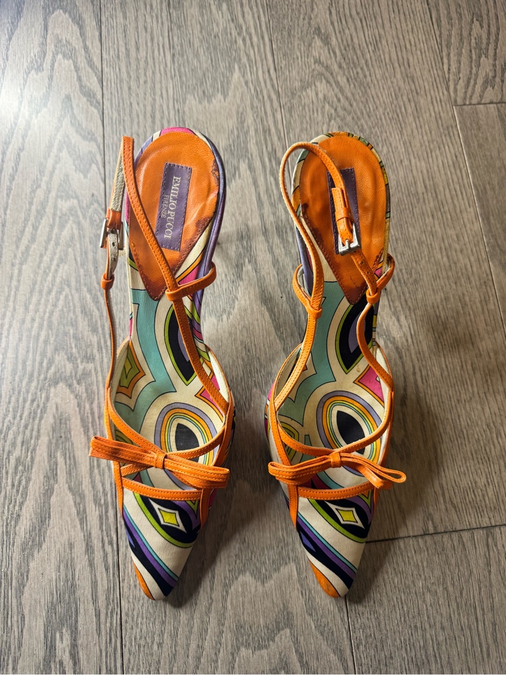 Vintage Emilio Pucci Orange Multicolor Pointed Toe Slingback Pumps